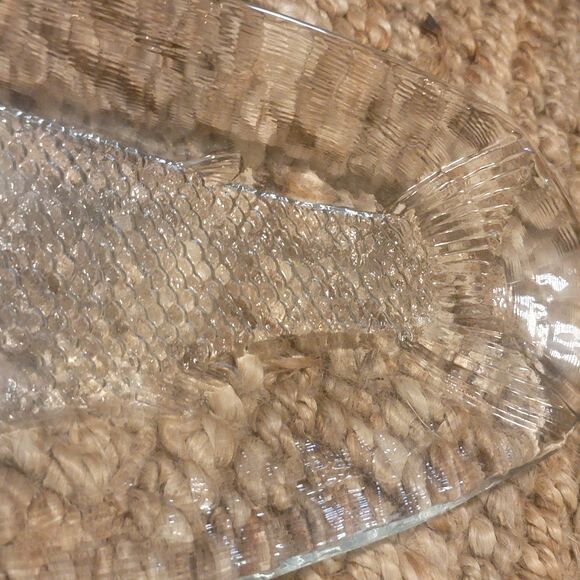 Kosta Boda Crystal Glass Salmon Impressed Fish Design platter 19.5" Scandinavian - Picture 6 of 15